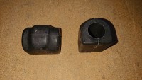 Gummilager Stabilisator 19mm Vorderachse BMW E28 5er E24 6er M1 neu ! Gummilager Stabilisator 19mm Vorderachse BMW E28 5er E24 6er M1 neu !