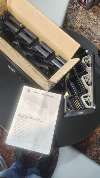 Satz Skihalter 9401208 BMW E30 Cabrio , E34 touring E36 coupe Cabrio E31 8er orig. NEU!