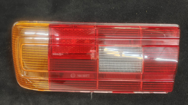 Lichtscheibe rechts BMW Baureihe E12 ab Bj.08/1976 518-535 i neu NOS!
