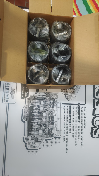 Kolbensatz (6 Stück) 88,97 +0,50 BMW M30 3,0 Si E3 3,0 CSi CSiL E9 neu !