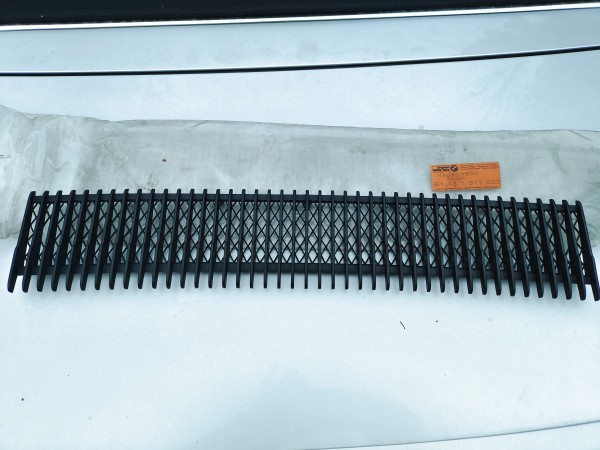 Grille air inlet, engine cover, BMW series E12 1. Series 518 520i up to prod. month 08/1976, original NOS, NEW!