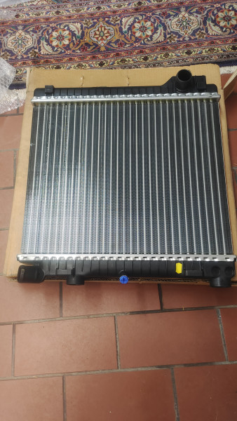 Kühlmittelkühler BMW Baureihe E30 320i M20 323i bis Bj. 09/85 orig. BMW Behr NOS NEU!