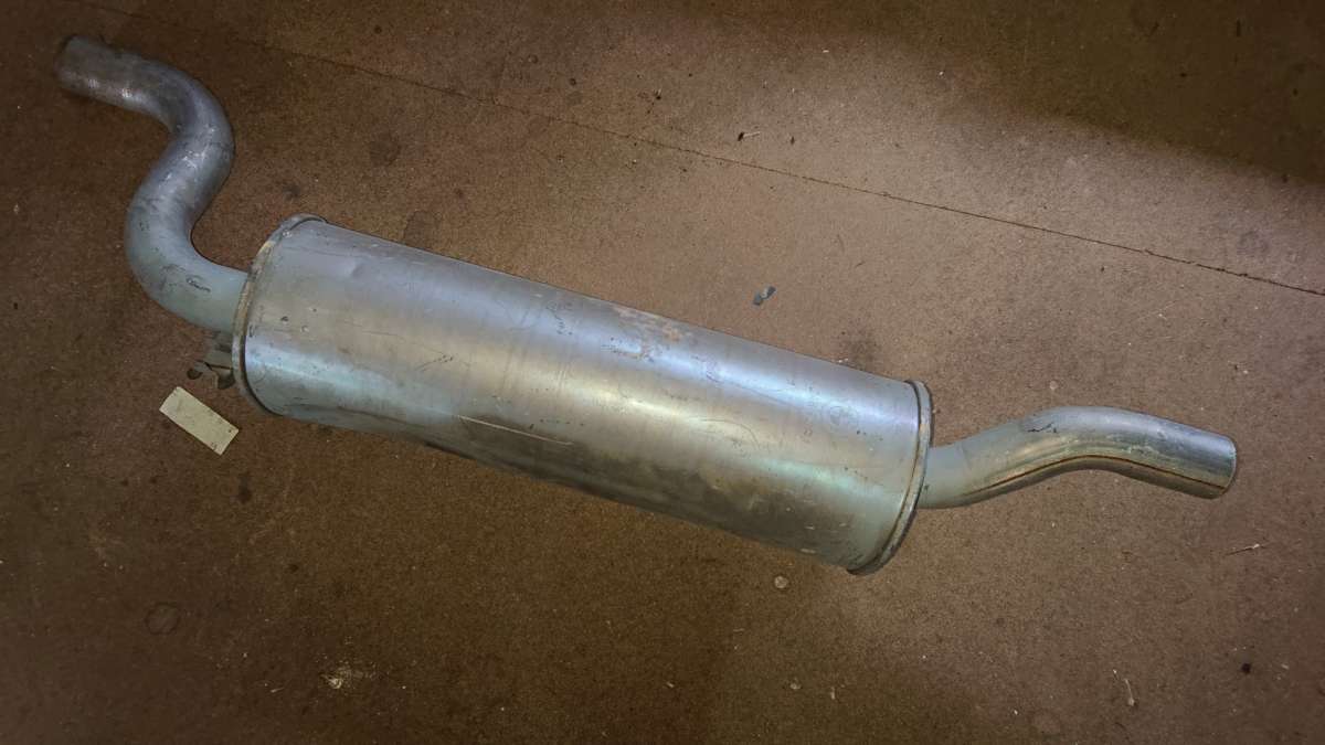 Endschalldämpfer BMW E12 520 525 orig. BMW NEU | BMW-Oldtimerteile.de 