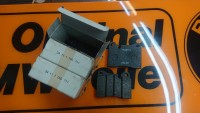Satz Bremsbeläge Vorderachse BMW E12 E24 E23 orig. BMW Neu! Satz Bremsbeläge Vorderachse BMW E12 E24 E23 orig. BMW Neu!