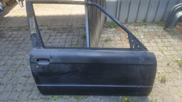 Tür vorne rechts BMW Baureihe E30 2-türig 316-325i orig. B;MW NOS NEU !
